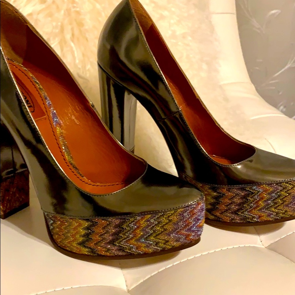 NWT RARE MISSONI “RASH SNAKE” CHROME PUMPS - Picture 6 of 9